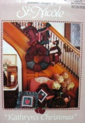 4255 KATHRYN 22'' WREATH, STOCKING, ORNMNTS, APPLE PILLO PATTERNS